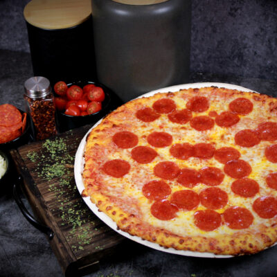 Janey Lou's, Pizza, 14 bandejas redondas para hornear con pepperoni, 7-31 oz