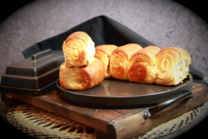 Janey Lou’s, Dough, Multigrain Butter Rolls, 174/2.75 Oz